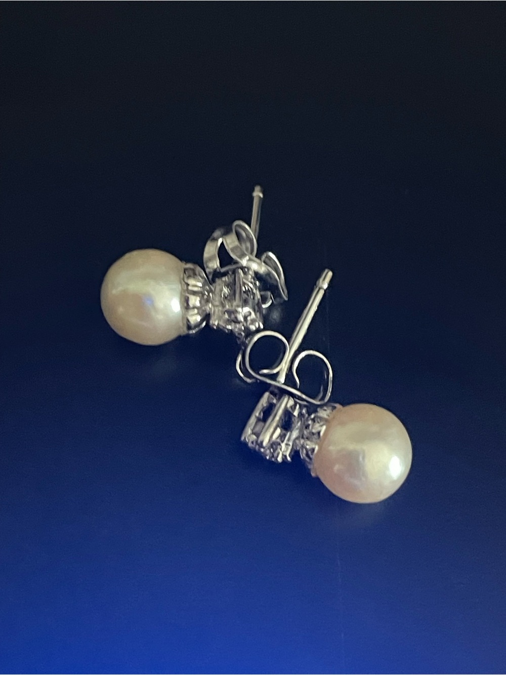 Real! 14kt Gold Diamond & Pearl Earrings
